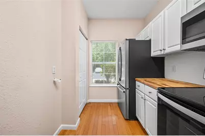 5065 NW 45th Road #102, Gainesville, FL 32606 - Photo 6