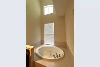 1762 NW 34th Street #2, Gainesville, FL 32605 - Photo 16