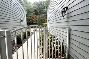 1762 NW 34th St, Gainesville, FL 32605 - Photo 4