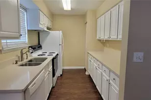 3402 NW 25th Terrace, Gainesville, FL 32605 - Photo 2
