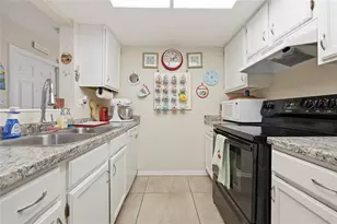 920 SW 55th Terrace, Gainesville, FL 32607 - Photo 16
