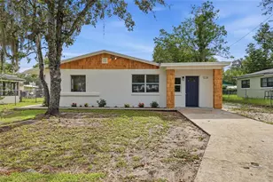 1228 SE 19th St, Gainesville, FL 32641 - Photo 2