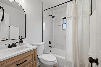 910 NE 24th Street, Gainesville, FL 32641 - Photo 24