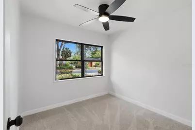 910 NE 24th Street, Gainesville, FL 32641 - Photo 22
