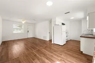1911 SE 14th Ave, Gainesville, FL 32641 - Photo 6