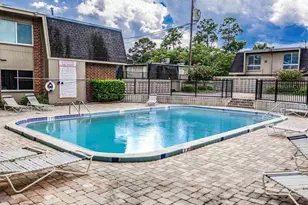 1700 SW 16th Ct, Gainesville, FL 32608 - Photo 12