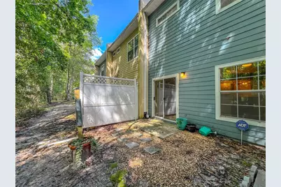 4933 NW 1st Place #110, Gainesville, FL 32607 - Photo 16