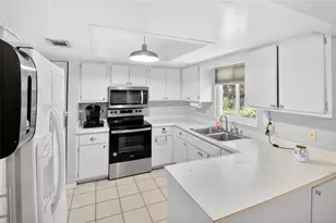 1915 NW 42nd Pl, Gainesville, FL 32605 - Photo 12