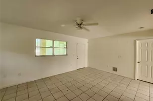 2831 NE 17th Dr, Gainesville, FL 32609 - Photo 12