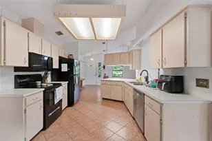 17026 Southside Ct, High Springs, FL 32643 - Photo 10