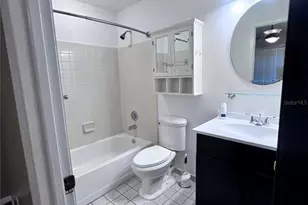 2735 SW 35th Pl, Gainesville, FL 32608 - Photo 4