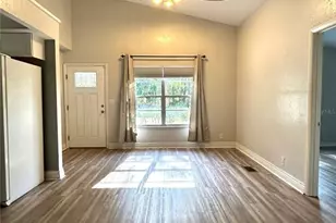 2911 NE 9th St, Gainesville, FL 32609 - Photo 4