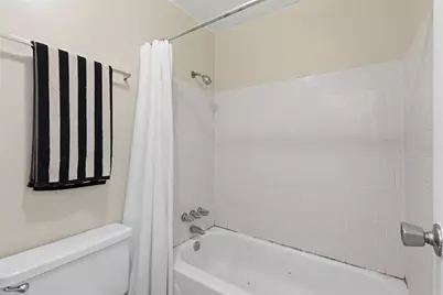 2811 SW Archer Road #Y232, Gainesville, FL 32608 - Photo 16