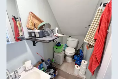 704 NE 1st Street #B, Gainesville, FL 32601 - Photo 6