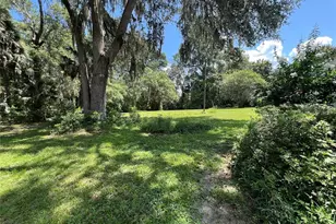 140 Price Rd, Hawthorne, FL 32640 - Photo 18