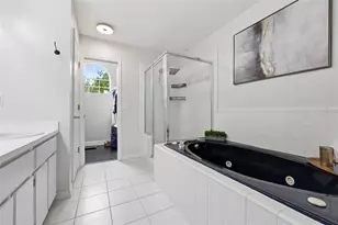 10240 NW 11th Ln, Gainesville, FL 32606 - Photo 12