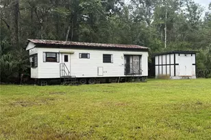 17850 SE 32nd Terrace, Inglis, FL 34449 - Photo 1