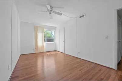1700 SW 16th Court #J24, Gainesville, FL 32608 - Photo 14