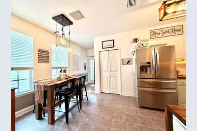 11607 NW 18th Place #8, Gainesville, FL 32606 - Photo 2