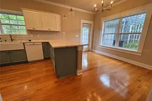5020 NW 10th Pl, Gainesville, FL 32605 - Photo 4