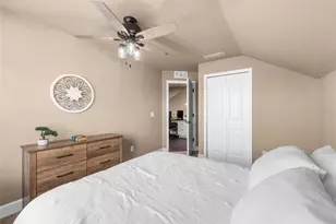 24674 SW 19th Pl, Newberry, FL 32669 - Photo 22