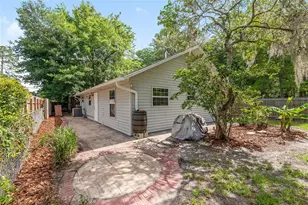2080 NW 2nd St, Gainesville, FL 32609 - Photo 42
