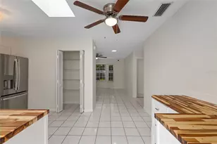 2080 NW 2nd St, Gainesville, FL 32609 - Photo 12