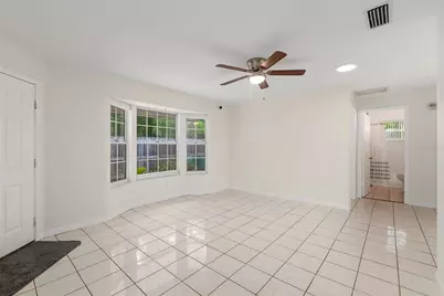 2080 NW 2nd Street, Gainesville, FL 32609 - Photo 16
