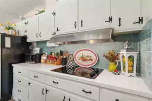 1807 SW 36th Pl, Gainesville, FL 32608 - Photo 20