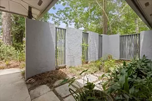 4003 NW 34th Pl, Gainesville, FL 32606 - Photo 4