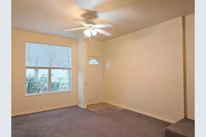 3521 SW 30th Way #104, Gainesville, FL 32608 - Photo 4