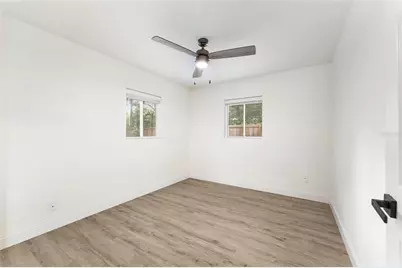 1753 NE 20th Place, Gainesville, FL 32609 - Photo 18