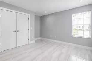 9780 SW 52nd Rd, Gainesville, FL 32608 - Photo 4