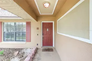 207 Howard Ct, Mascotte, FL 34753 - Photo 4