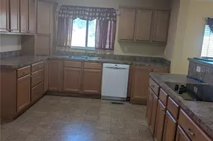 469 NE 64th Ave, Ocala, FL 34470 - Photo 8