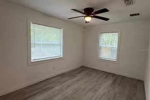 312 SE 49th Dr, Gainesville, FL 32641 - Photo 8