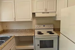 724 SW 68th Terrace, Gainesville, FL 32607 - Photo 2