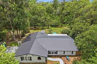 2267 SW 43rd Pl, Gainesville, FL 32608 - Photo 2
