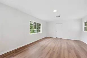 821 NE 22nd Terrace, Gainesville, FL 32641 - Photo 22