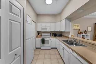 9177 SW 52nd Rd, Gainesville, FL 32608 - Photo 12