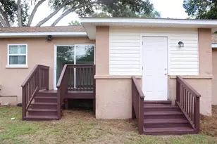 609 Gray Ave, Wildwood, FL 34785 - Photo 8