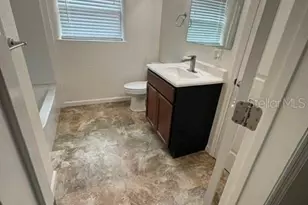 609 Gray Ave, Wildwood, FL 34785 - Photo 22
