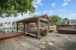 41 Scott St, Welaka, FL 32193 - Photo 4