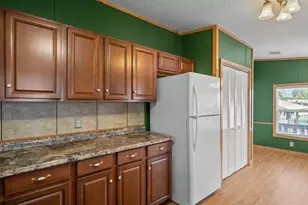 41 Scott St, Welaka, FL 32193 - Photo 22
