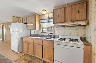 9949 NW 55th St, Chiefland, FL 32626 - Photo 10