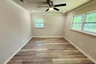 900 NW 39th Dr, Gainesville, FL 32605 - Photo 14