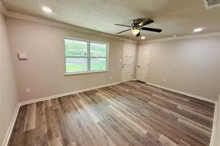 900 NW 39th Dr, Gainesville, FL 32605 - Photo 6
