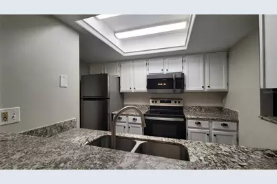 819 SW 57th Terrace, Gainesville, FL 32607 - Photo 6