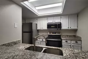 819 SW 57 Terrace, Gainesville, FL 32607 - Photo 6