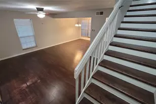 819 SW 57 Terrace, Gainesville, FL 32607 - Photo 4